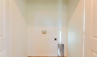 1603 SW Casuarina Dr 2, Bentonville, AR 72713