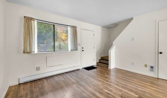 220 Blakeslee St 220, Bristol, CT 06010