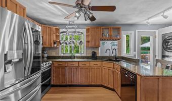 21 High Service Ave, North Providence, RI 02911