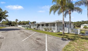 58 Leisure Dr, Auburndale, FL 33823