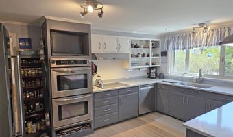 171 Green Mdw, Brattleboro, VT 05301