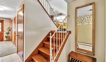 60 Fairways Blvd, Amherst, NY 14221