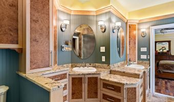 38 Rowell E Rd, Brentwood, NH 03833