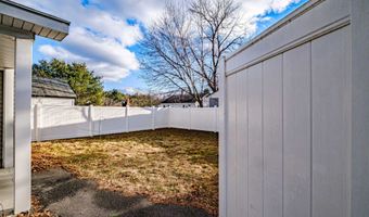 10 Brookside Ave, Augusta, ME 04330