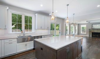 6405 WILMETT Rd, Bethesda, MD 20817