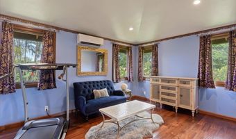 630 E Kuiaha Rd, Haiku, HI 96708