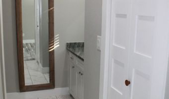 104 S Hubbard St, Alvord, TX 76225