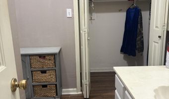 244 E Main St, Bells, TN 38006