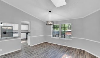 100 Chambers Dr, Alvarado, TX 76009