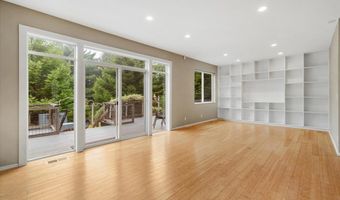 1346 Diamond Dr, Arcata, CA 95521