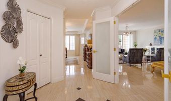 1110 W IVANHOE Blvd 9, Orlando, FL 32804