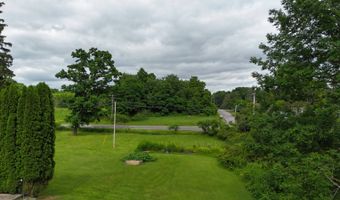 166 Manny Corners Rd, Amsterdam, NY 12010