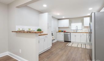 606 W Pine St, Blacksburg, SC 29702