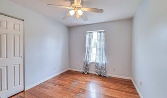 921 Navajo Ave, Absecon, NJ 08201