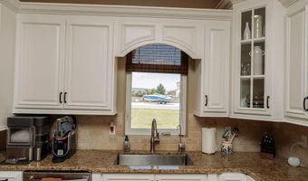 1709 W Riverside Dr, Carlsbad, NM 88220