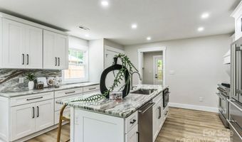 1208 Tarrington Ave, Charlotte, NC 28205