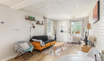 475- A KING St 13A, Basye, VA 22810