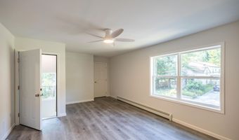 86 Western Ave, Auburn, ME 04210