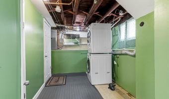 401 KINGSTON Rd, Baltimore, MD 21229