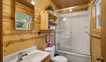 2534 Middle Dr, Arnold, CA 95223