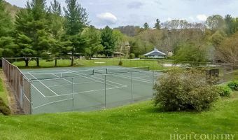 430 Laurel Ridge Rd, Banner Elk, NC 28604