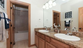 38383 N Drexel Blvd, Antioch, IL 60002