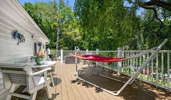 376 Main St 4, Amesbury, MA 01913