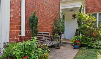 3414 GUNSTON Rd 733, Alexandria, VA 22302