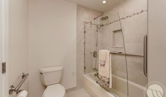 1400 Poly Dr 4D, Billings, MT 59102