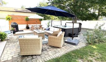 645 Ensign Ave, Beachwood, NJ 08722
