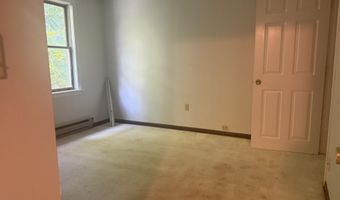 3 Orchard Hills Pkwy, Bangor, ME 04401