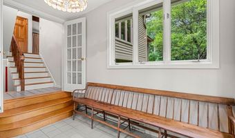 9 Pavillion Rd, Amherst, NH 03031