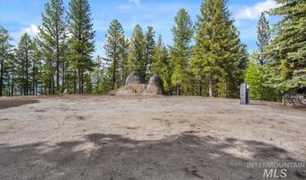 67 Little Donner Dr, Cascade, ID 83611