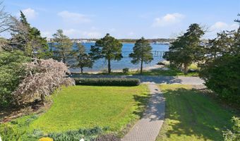 159 Harbor Inn Rd, Bayville, NJ 08721