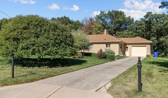 32 GARDEN Ct, Appleton, WI 54915