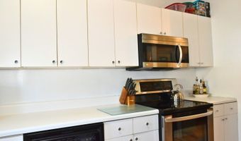 170 Bray Ave, Middletown, NJ 07748