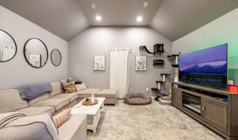 338 Western Ave, Buffalo, WY 82834