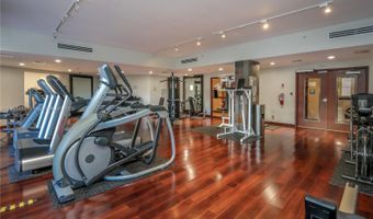 3300 NE 191st St 1106, Aventura, FL 33180