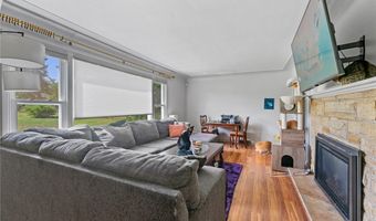 210 S Beverly Ave, Austintown, OH 44515