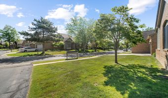 447 Sumark Way, Ann Arbor, MI 48103