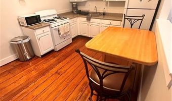 34 Farewell St 3, Newport, RI 02840