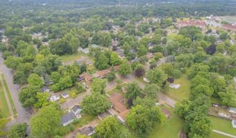 822 Croswell, Adrian, MI 49221