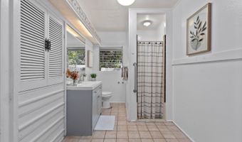 3541 Woodlawn Dr, Honolulu, HI 96822