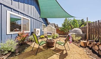 21227 Thornhill Ln, Bend, OR 97701