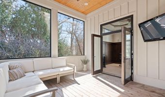 1100 Skyevale Dr NE, Ada, MI 49301