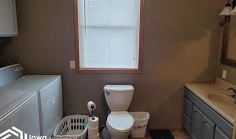 110 N College, Agency, IA 52530