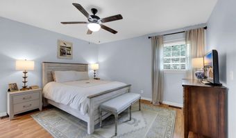 312 S Poplar Ave, Andrews, SC 29510