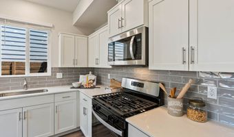 61187 Splendor Ln, Bend, OR 97702