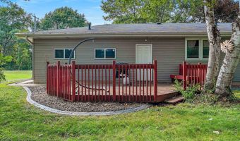 1900 OLDE CASALOMA Dr, Appleton, WI 54913