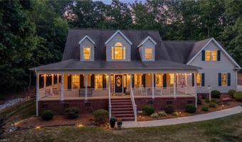 697 Graceland Dr, Asheboro, NC 27205